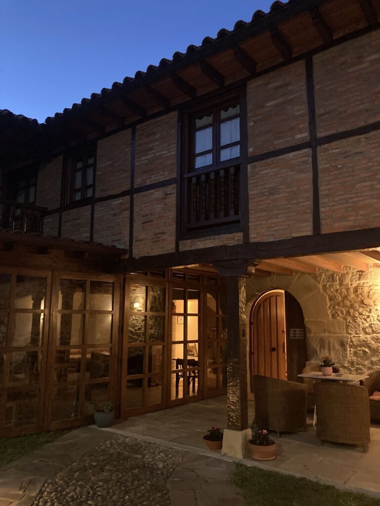 Alrededores - Posada La Casona de los Güelitos 7