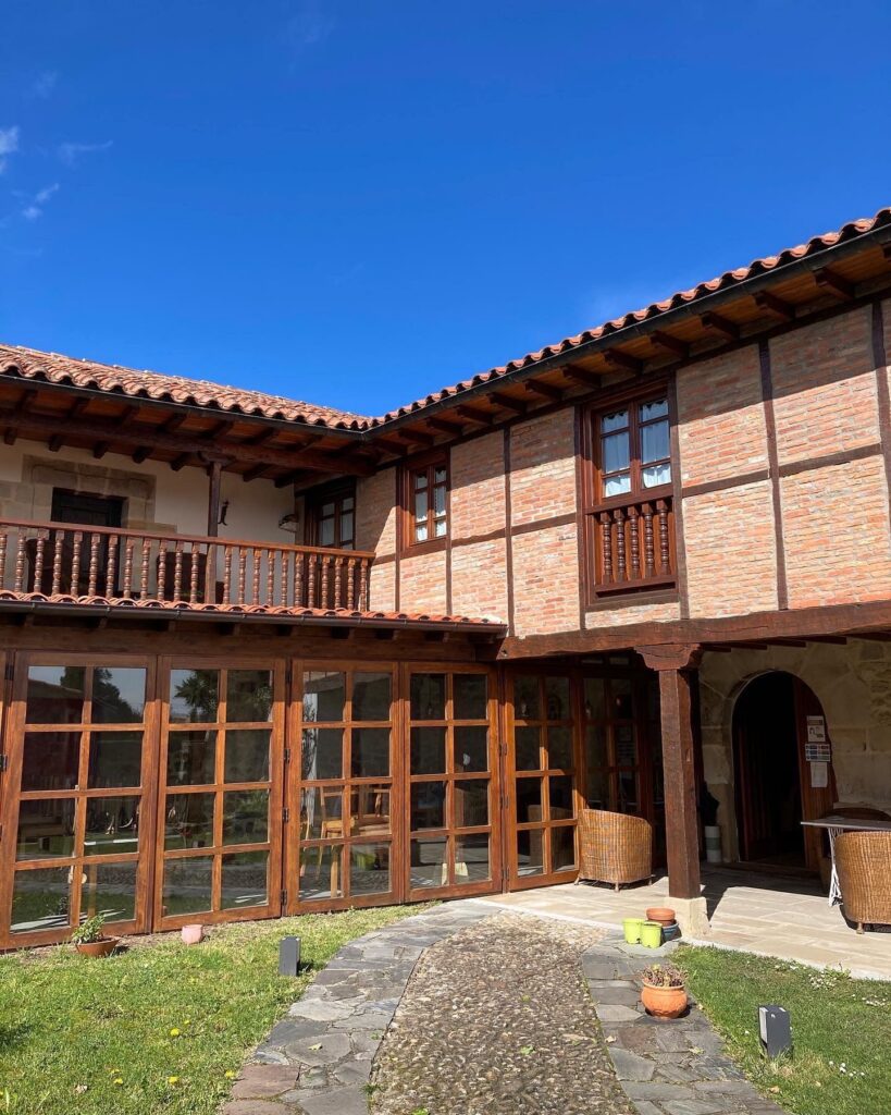 Exteriores - Posada La Casona de los Güelitos 2