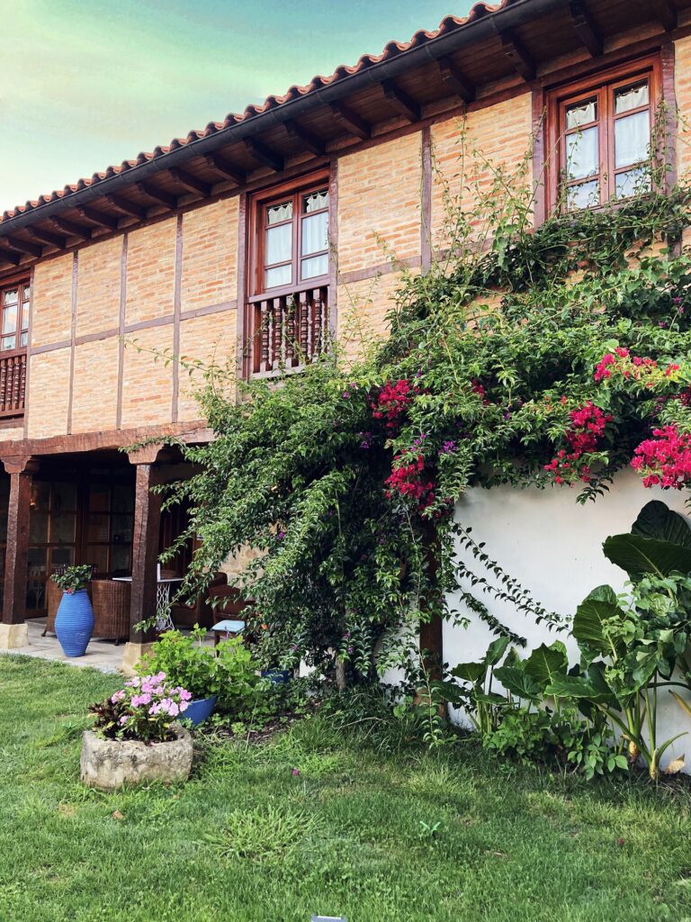 La Casona - Posada La Casona de los Güelitos 13
